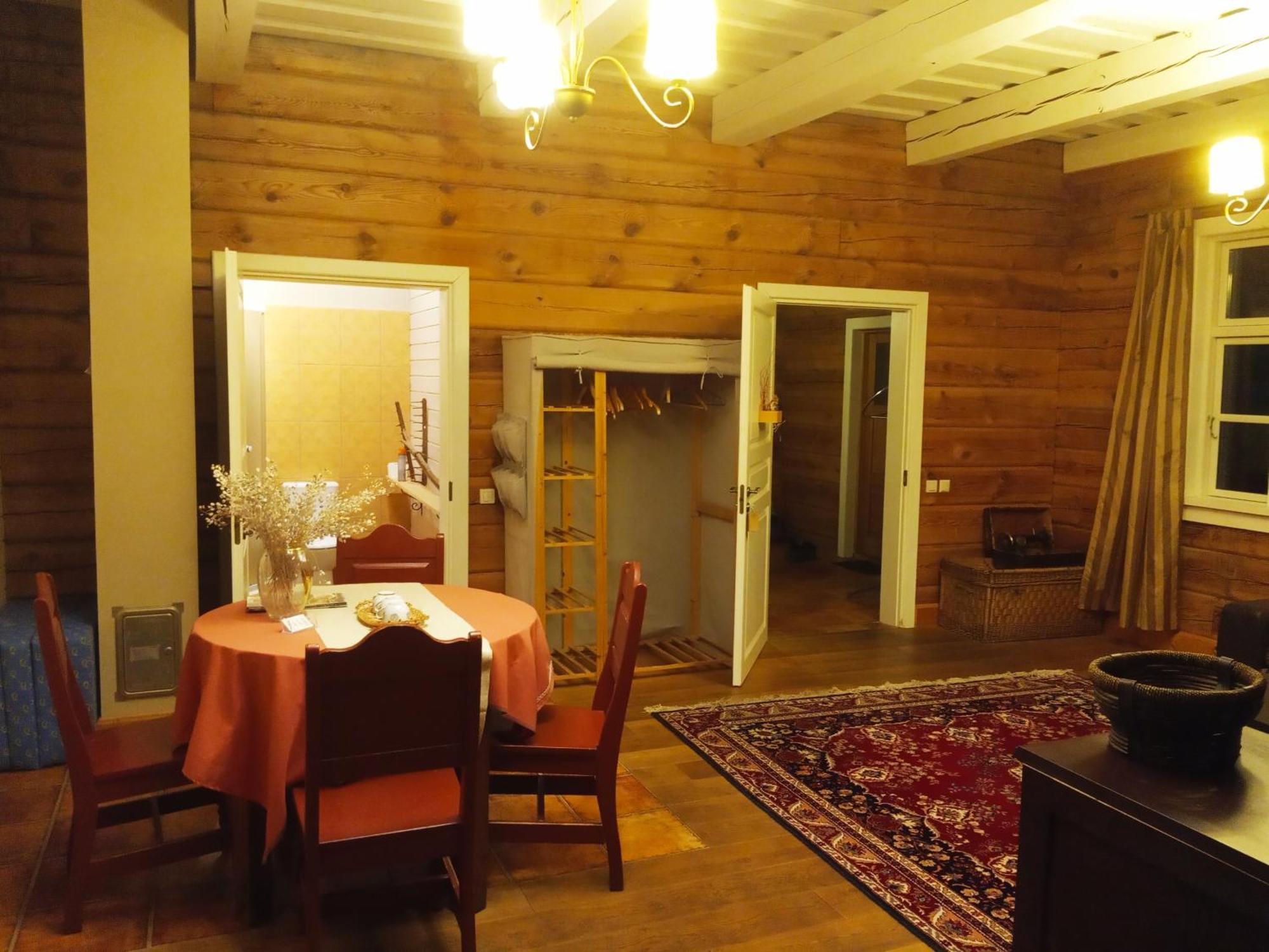 Senosios Geguzines Ukis Guest House Rom bilde